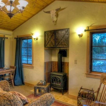 Wild Horse Inn Фрейзер Екстер'єр фото