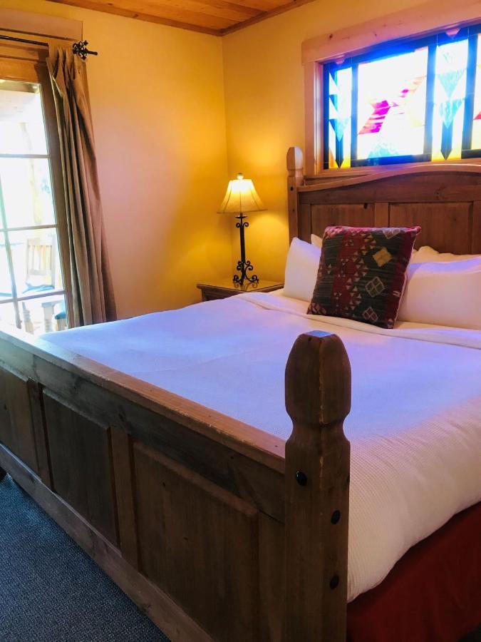 Wild Horse Inn Фрейзер Екстер'єр фото